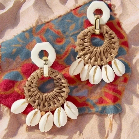 🆕️ Boho Chic Rattan Shell Earrings 18K Gold Plated Summer Beach Themed Vibes - Picture 7 of 9